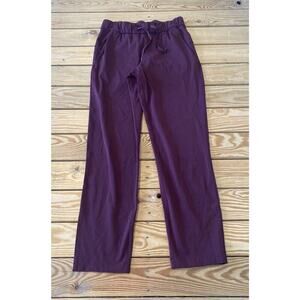 Lululemon On The Fly Luxtreme Lightweight Pants Size 4 Women’s Maroon